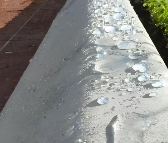 东河镇硅烷浸渍涂料在混凝土保护中的应用